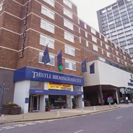 Thistle Hotel 4*